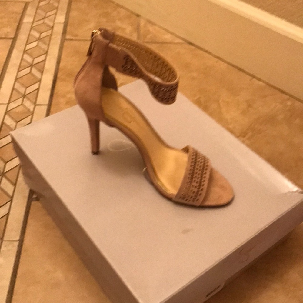 Jessica Simpson heels